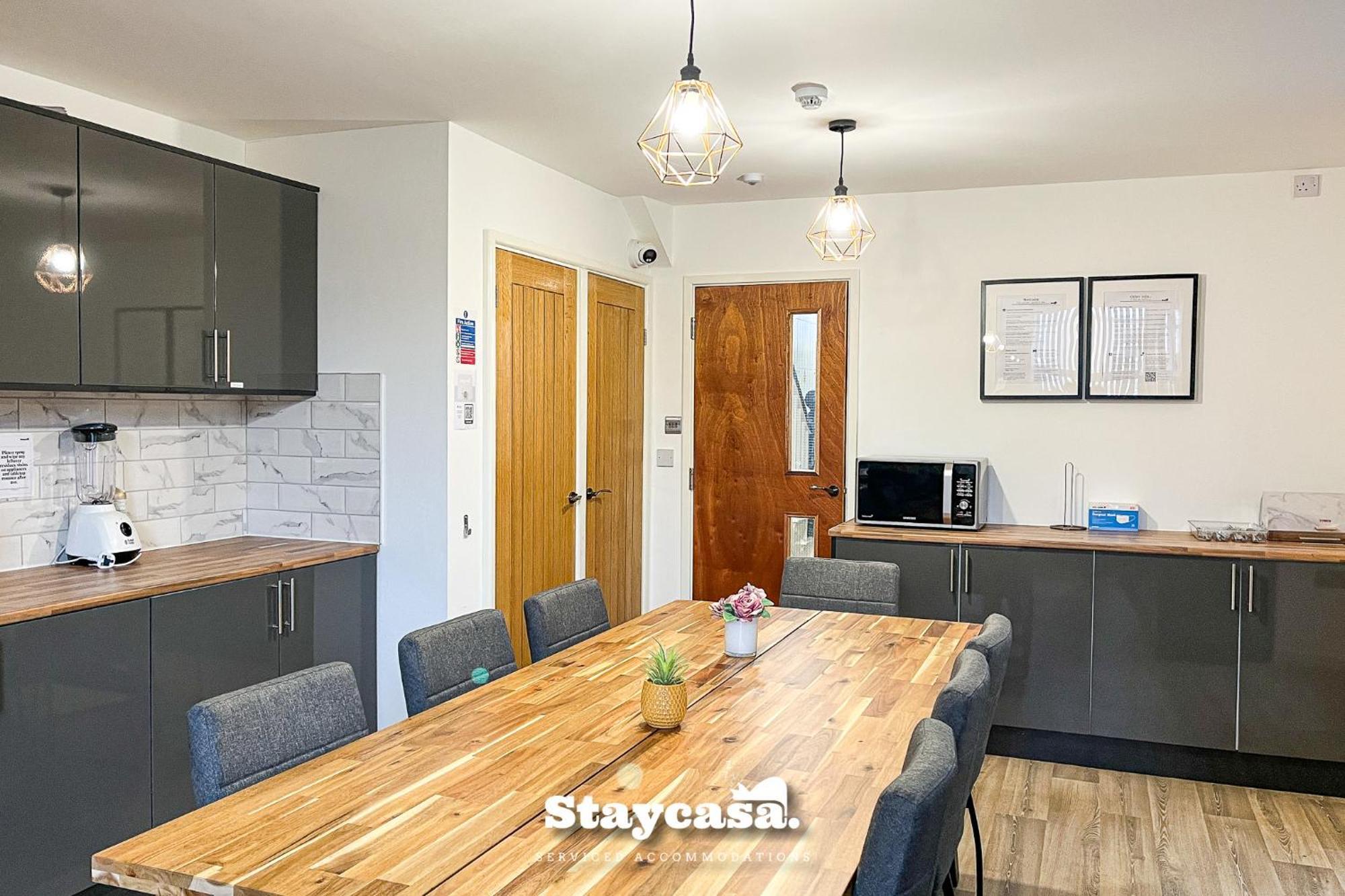 Delightful Spacious Haven With Large Driveway 曼彻斯特 外观 照片