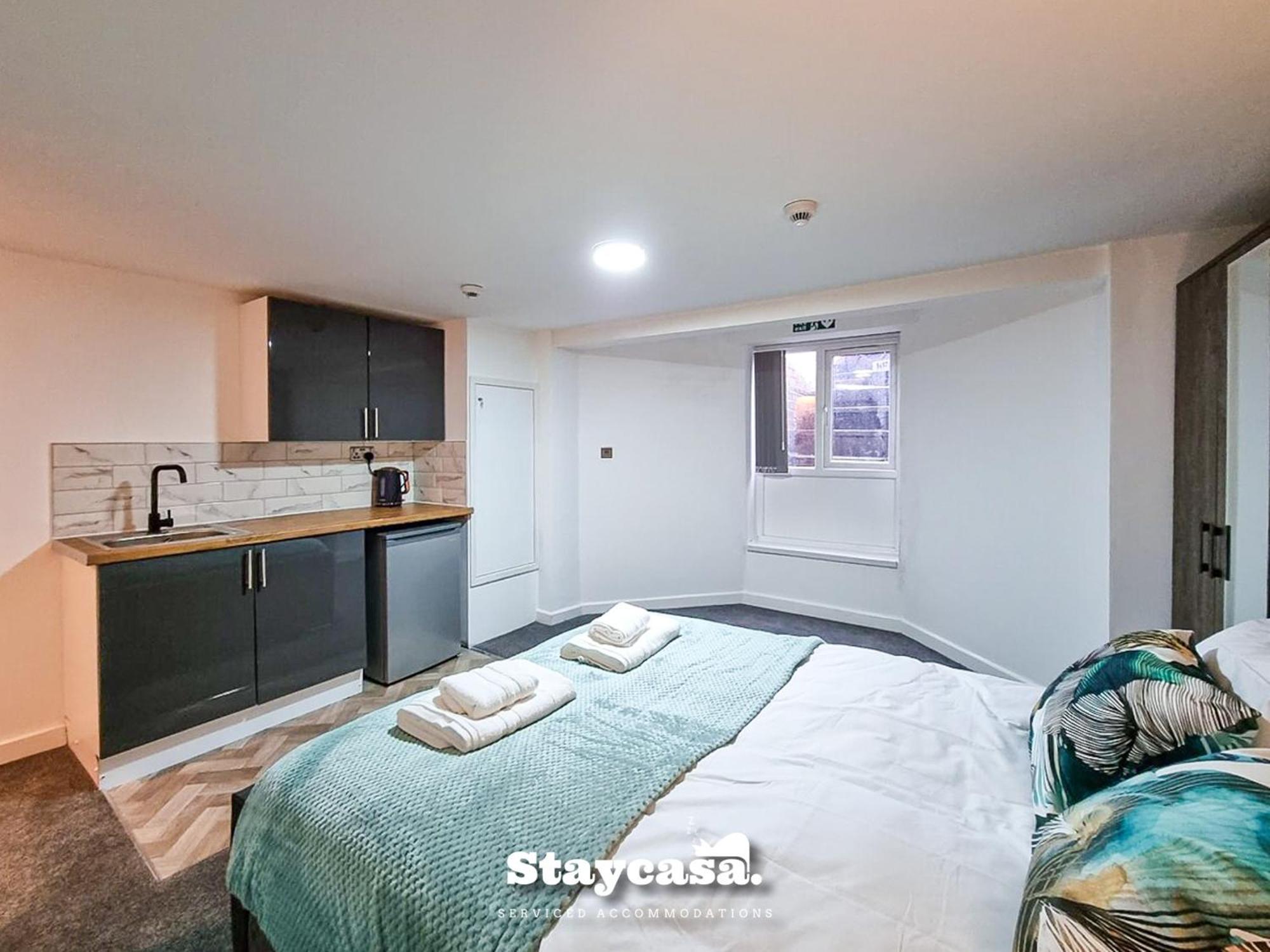 Delightful Spacious Haven With Large Driveway 曼彻斯特 外观 照片