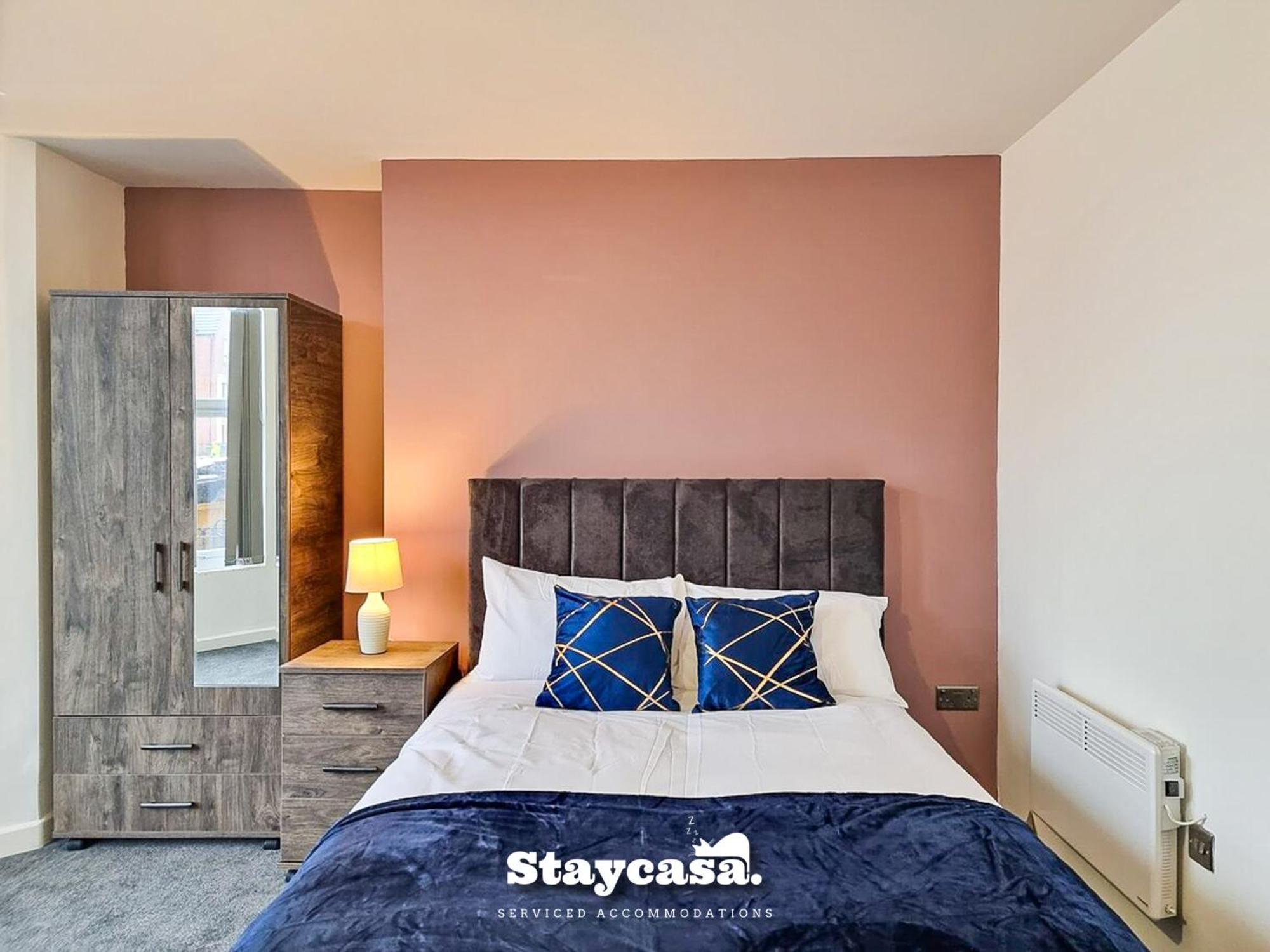 Delightful Spacious Haven With Large Driveway 曼彻斯特 外观 照片